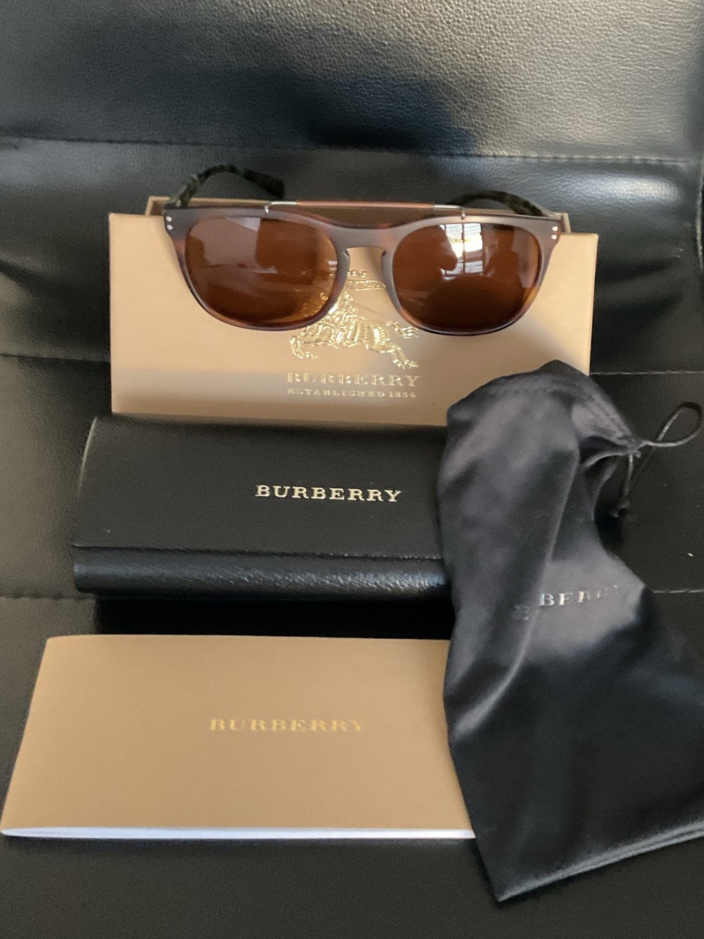 LOW START # Burberry Tortoiseshell Frame Sunglasses with Brown Lenses